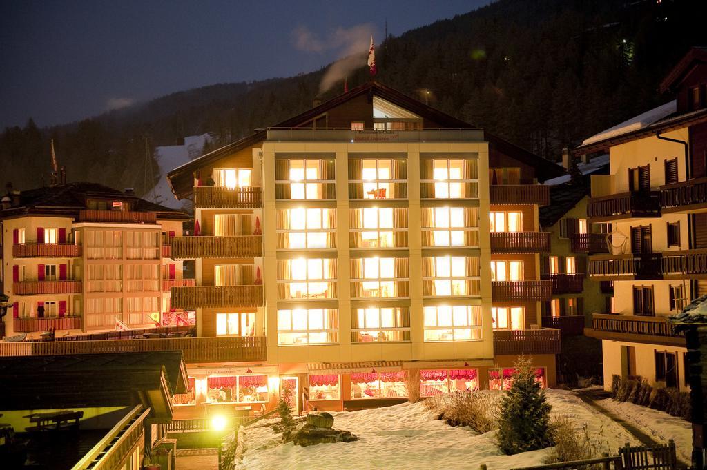 Family Hotel Desiree Grachen Bagian luar foto