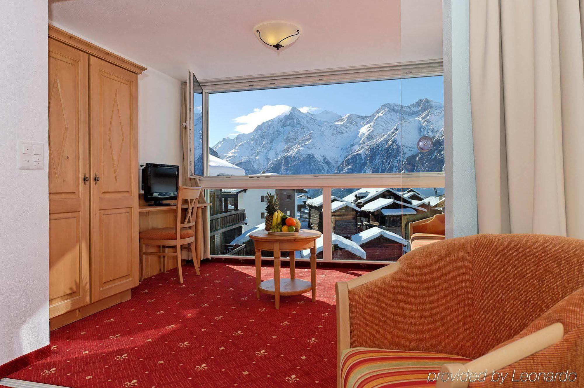 Family Hotel Desiree Grachen Ruang foto